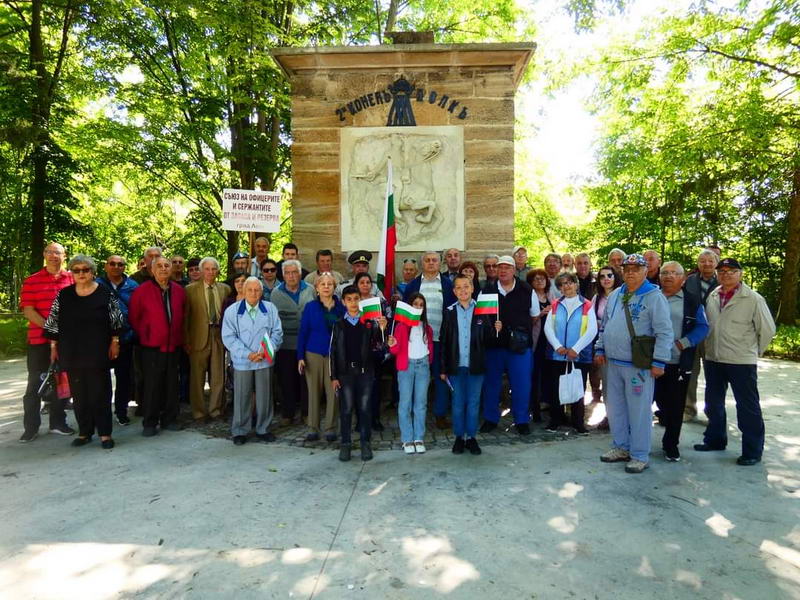 Tържество за откриване на парк 1